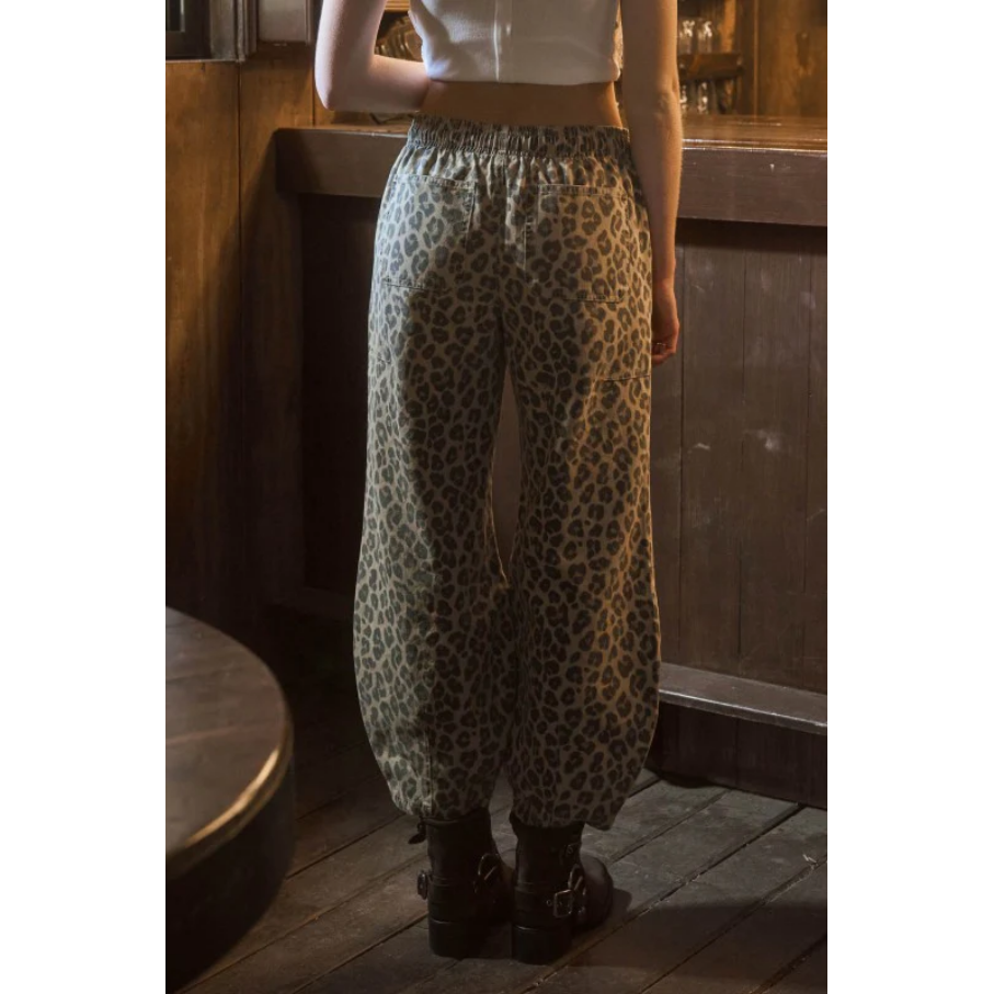 Leopard Print Drawstring Pants || Brown