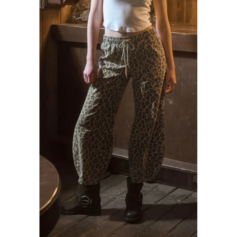 Leopard Print Drawstring Pants || Brown