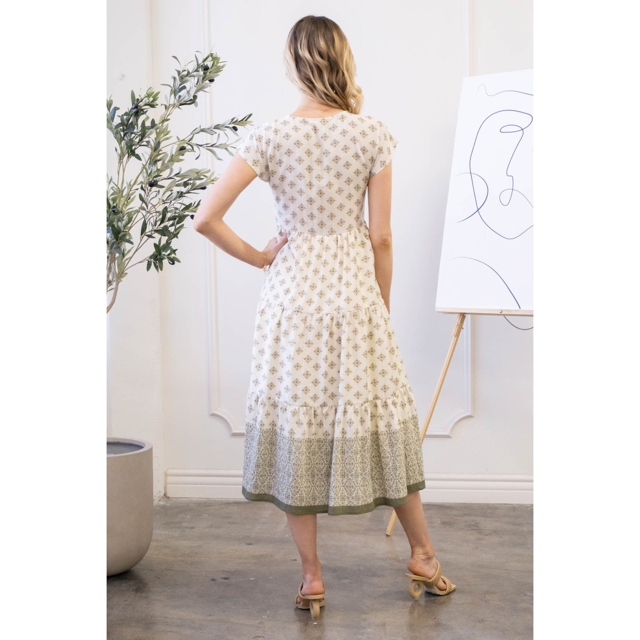 Geometric Print Midi Dress || Olive