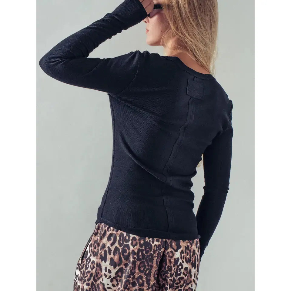 Ribbed Henley || Black