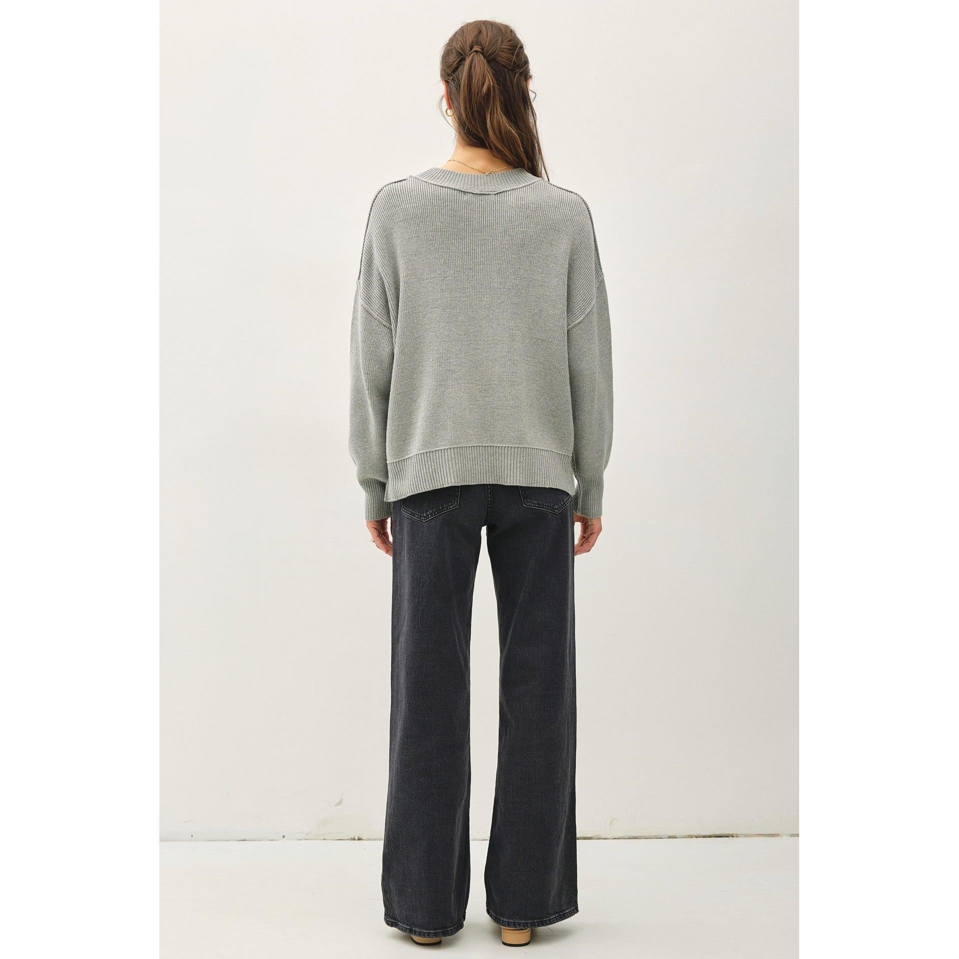 Ribbed Knit Sweater || Heather Grey