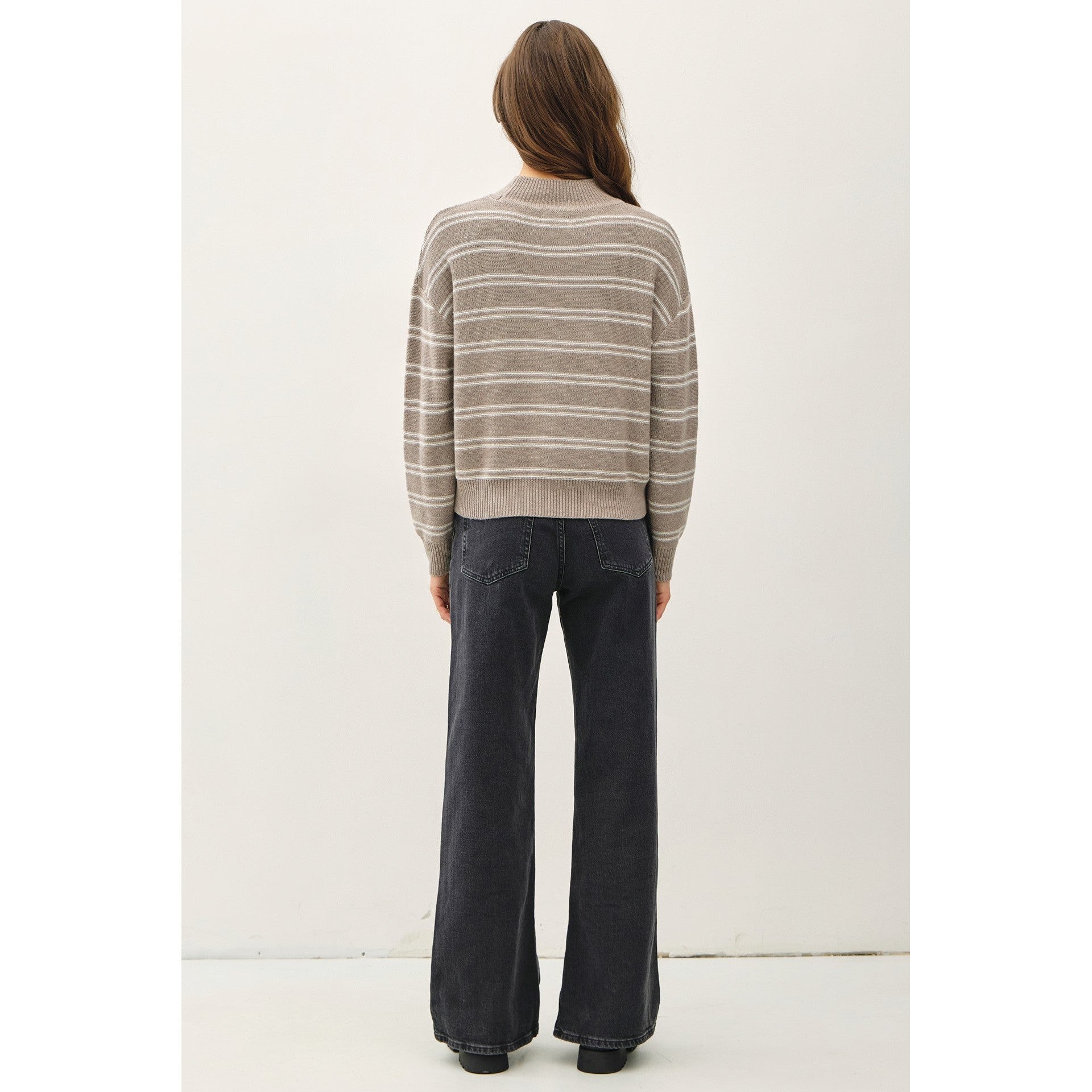 Stripe Crewneck Sweater || Taupe/Cream