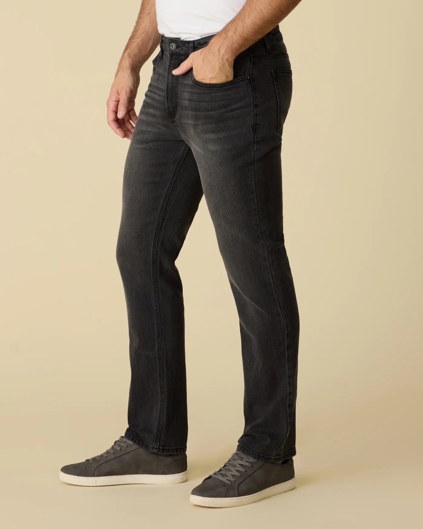 Flag & Anthem Baytown Nashville Straight Cooling Jean || Washed Black