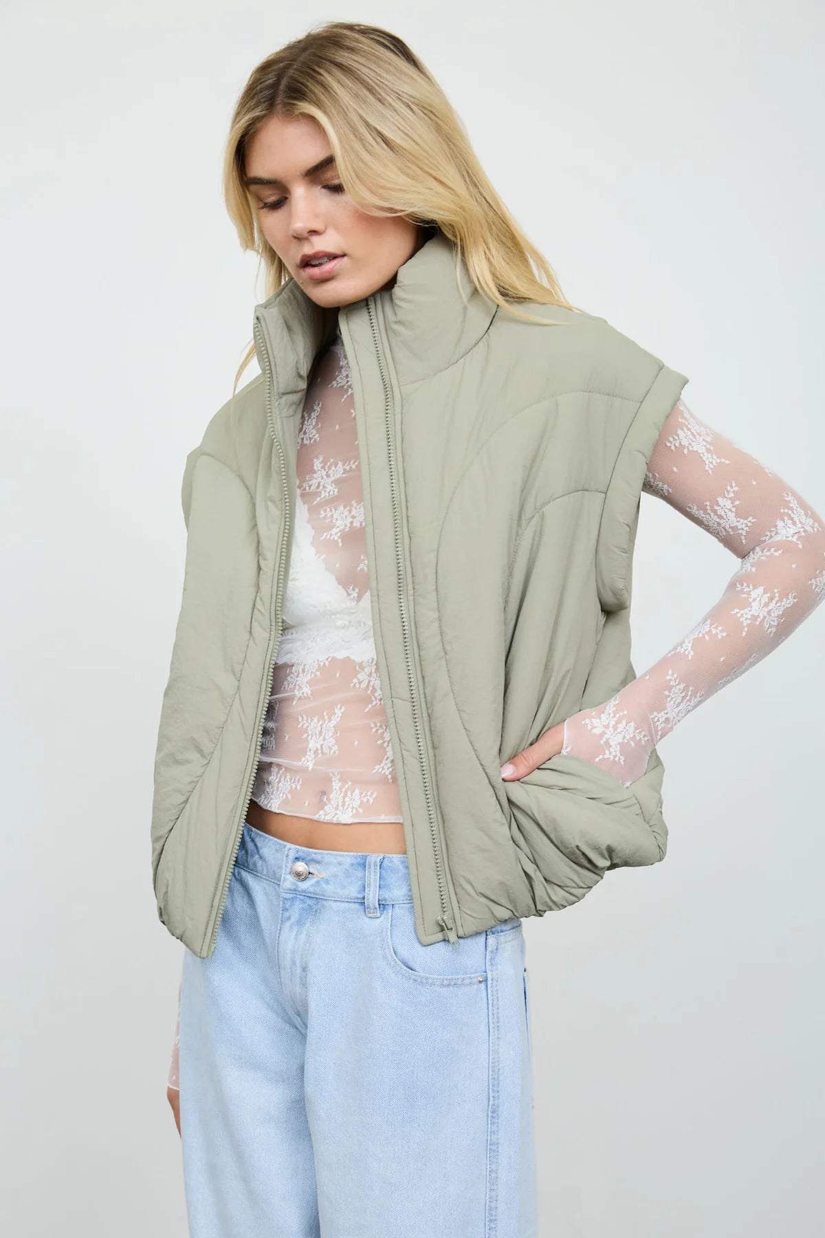 mock neck puffer vest