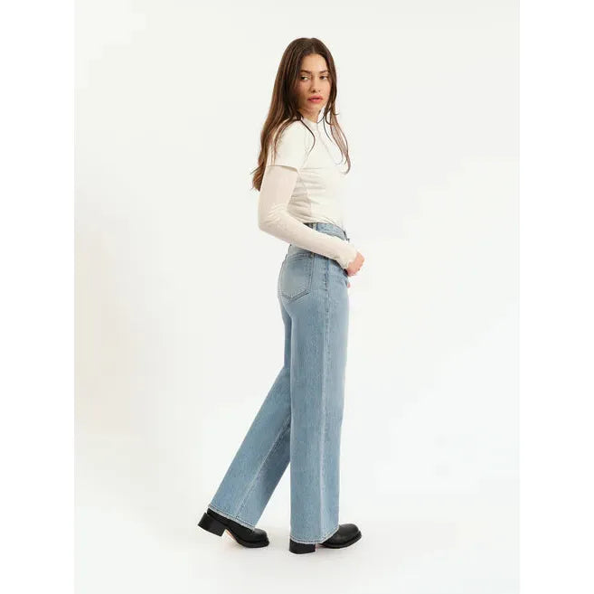 Daze City Straight High Rise Straight Leg || Be Mine Vintage