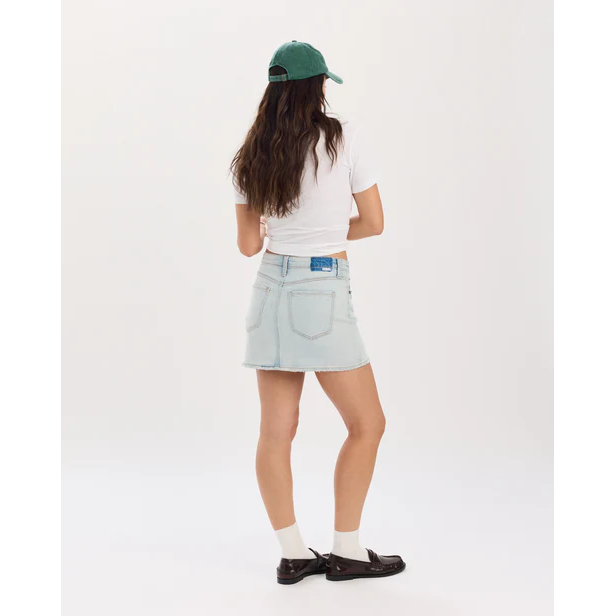 DAZE Denim Malibu Mini Skirt || Magnetic
