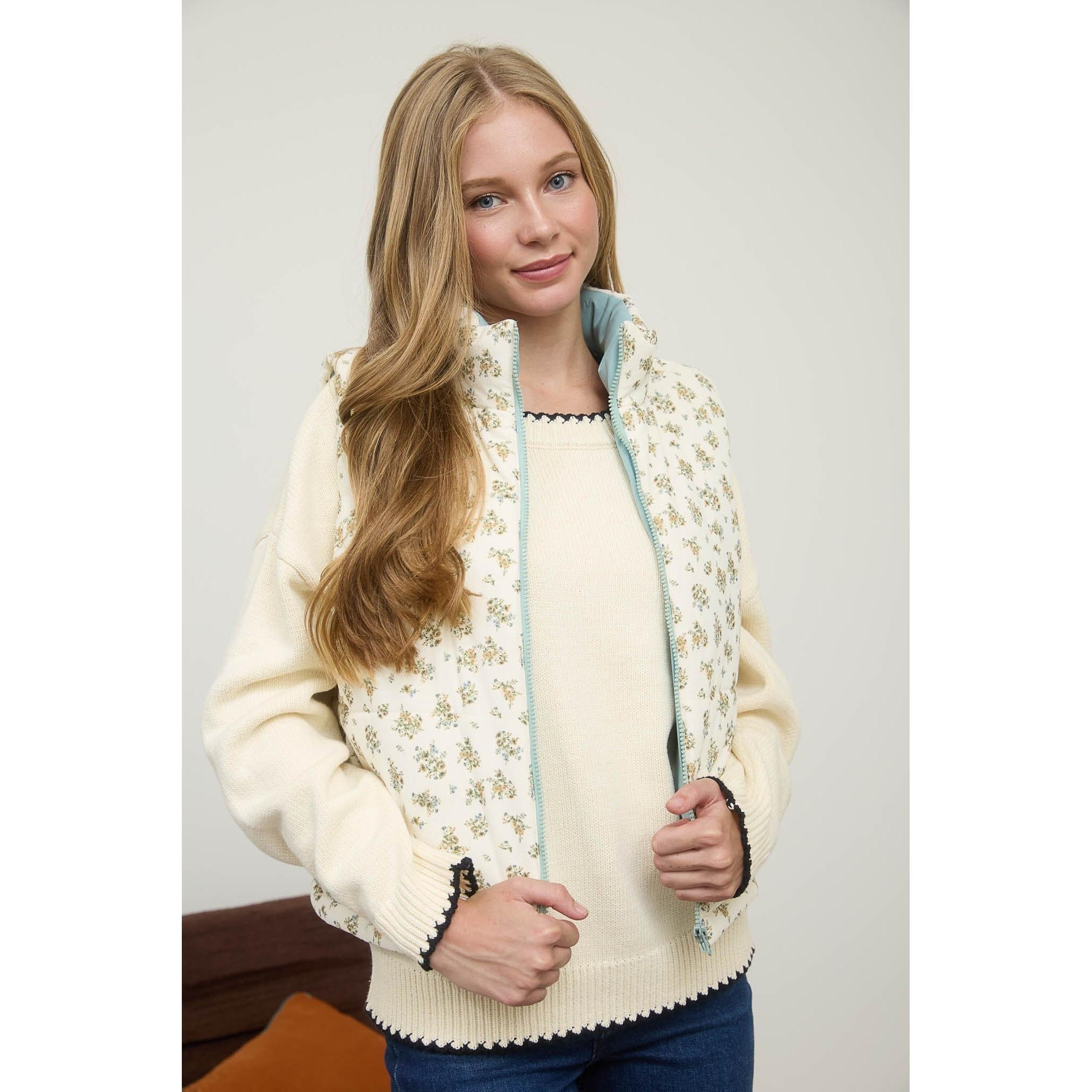 Floral Zip-up Puffer Vest || Cream Multi