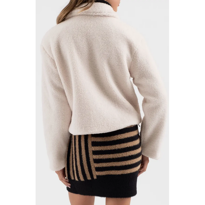 Teddy Tab Button Down Jacket || Natural