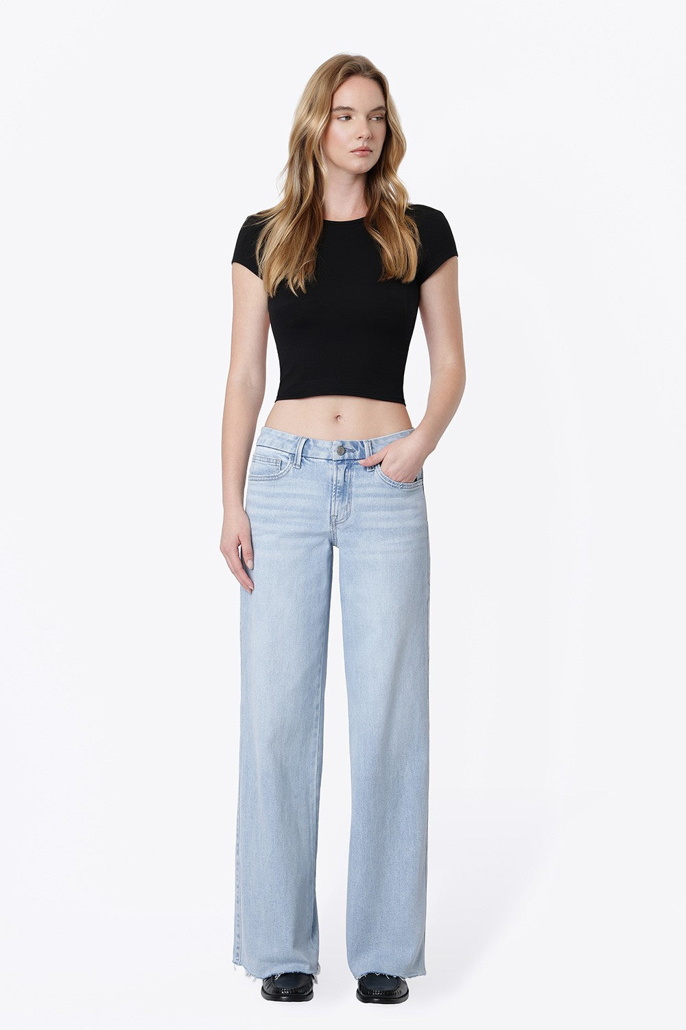 Low Rise Clean Cut Hem Wide Leg Jeans || Light