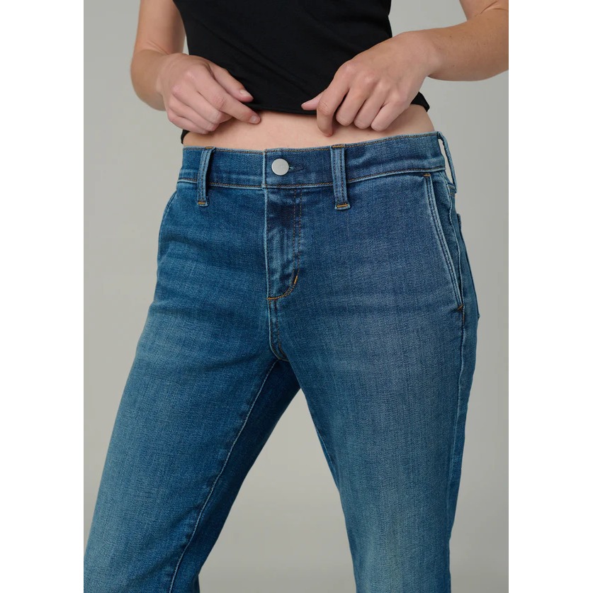 Joe's Provocateur Petite Bootcut || Crave