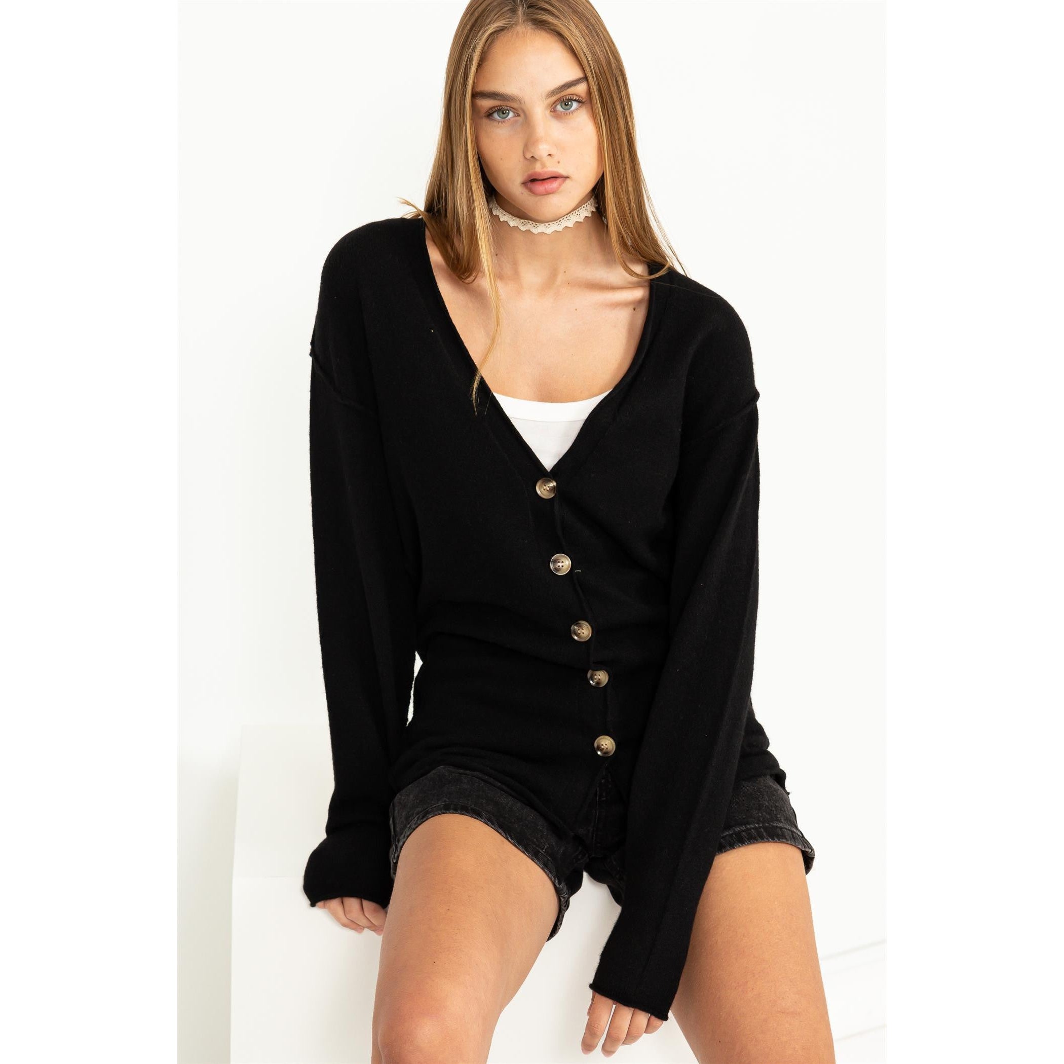 Button Up Cardigan Sweater || Black