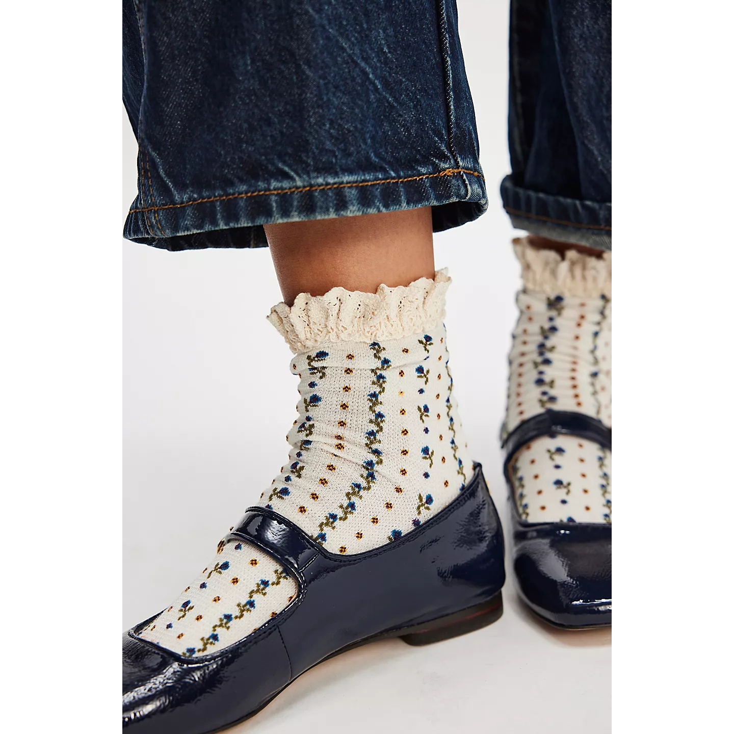 Free People Rosebud Waffle Knit Ankle Socks