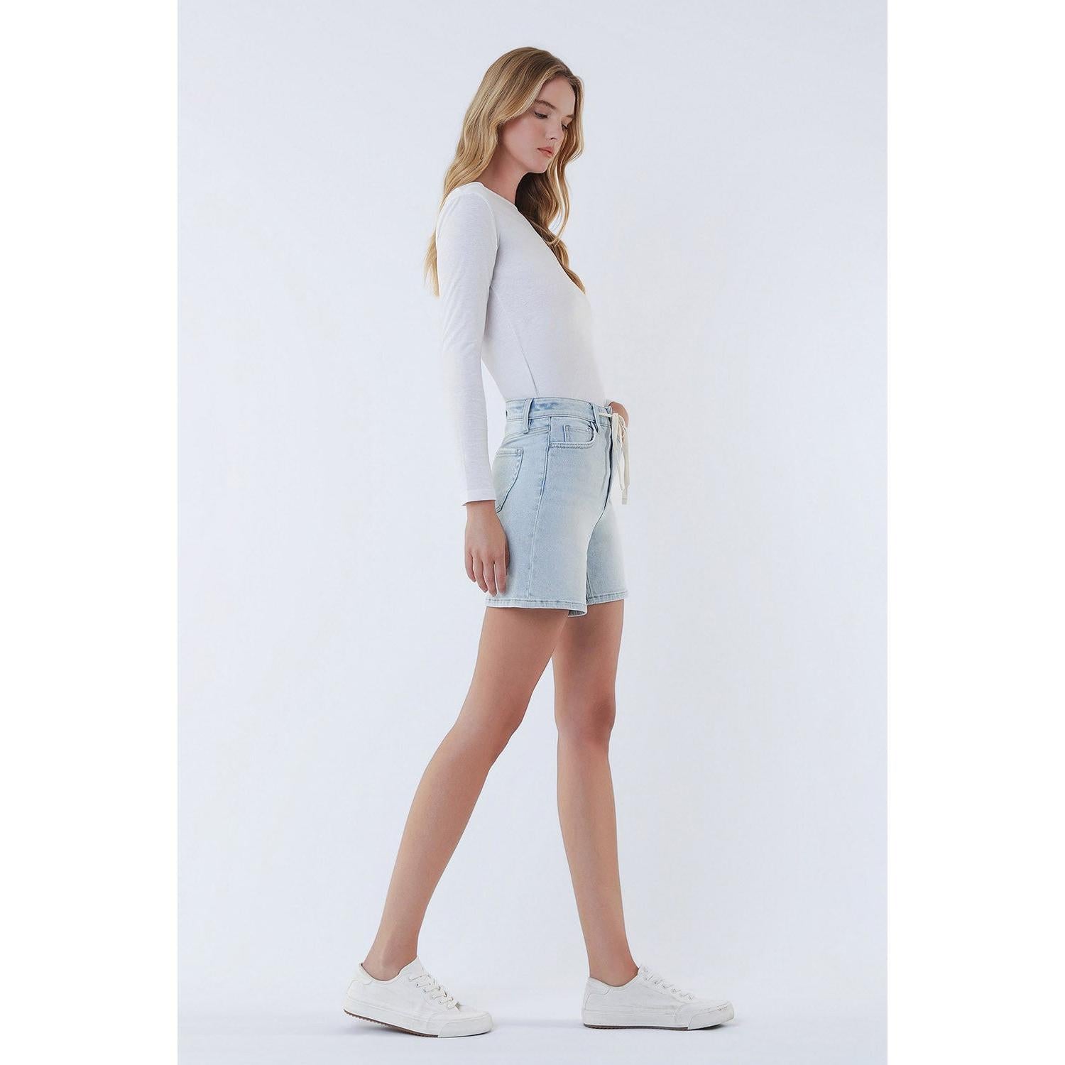 Vervet High Rise Drawstring Midi Denim Shorts || Vintage