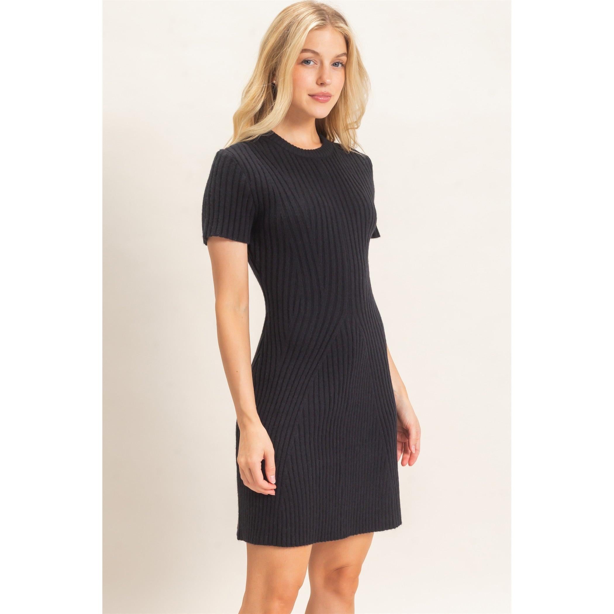 Ribbed Crew Neck Sweater Dress || Black
