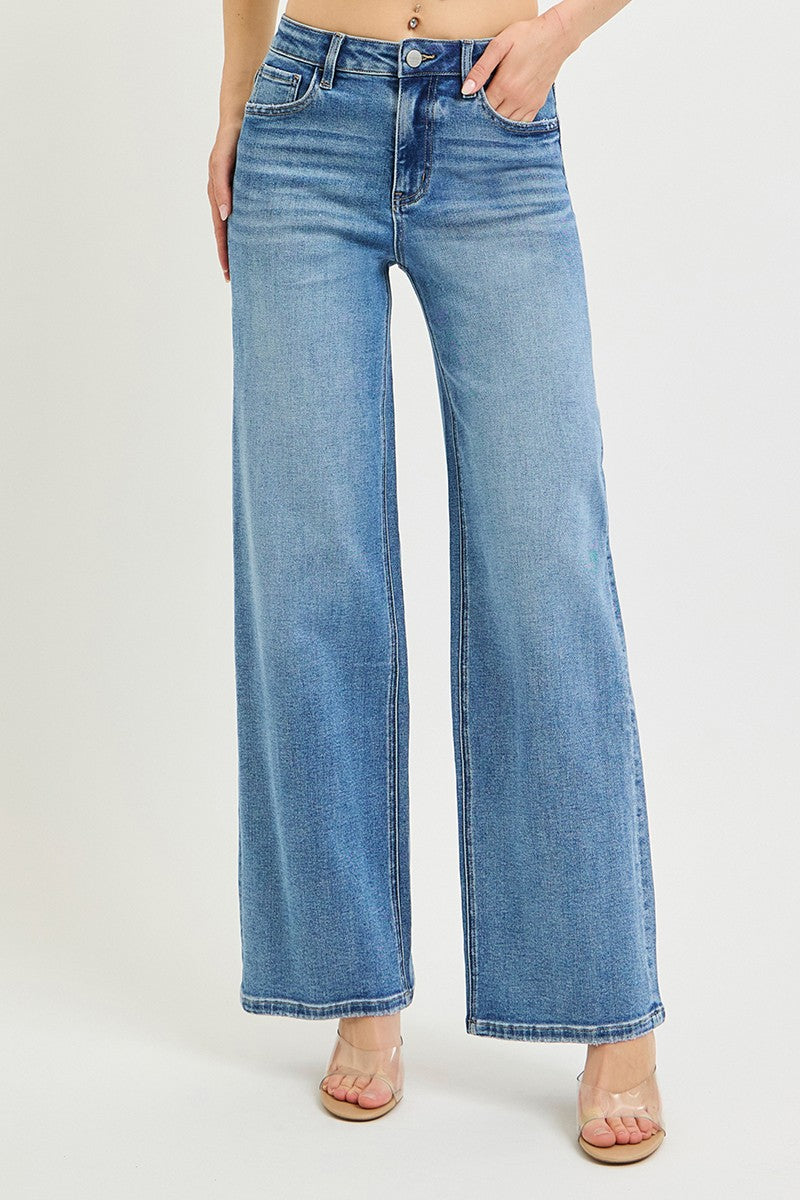 Risen High Rise Wide Leg Jeans || Medium Wash