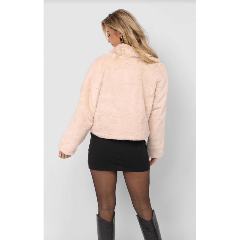 Sadie & Sage Libby Faux Fur Zip Up Jacket || Cream
