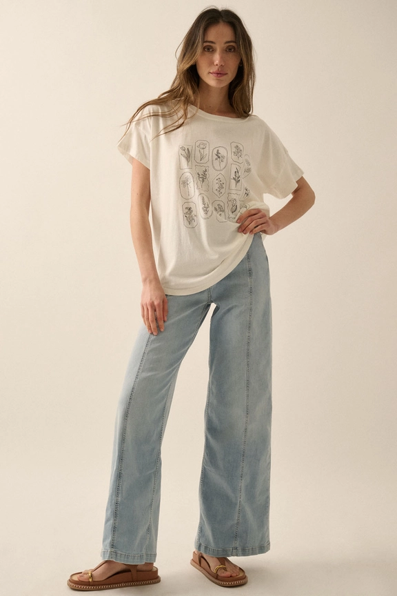 Floral Motif Graphic Tee || Ivory