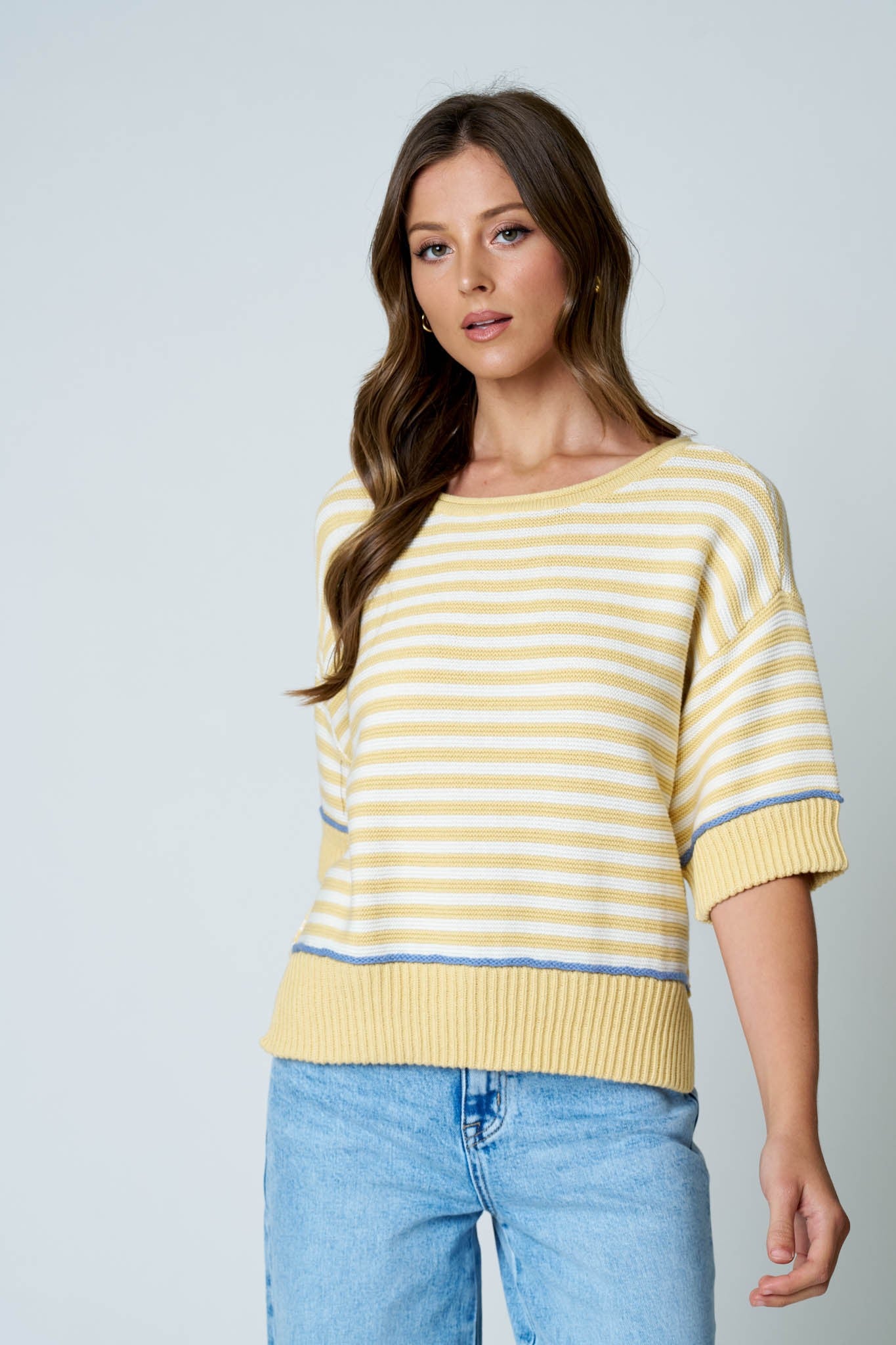 Yellow stripe short sleeve sweater