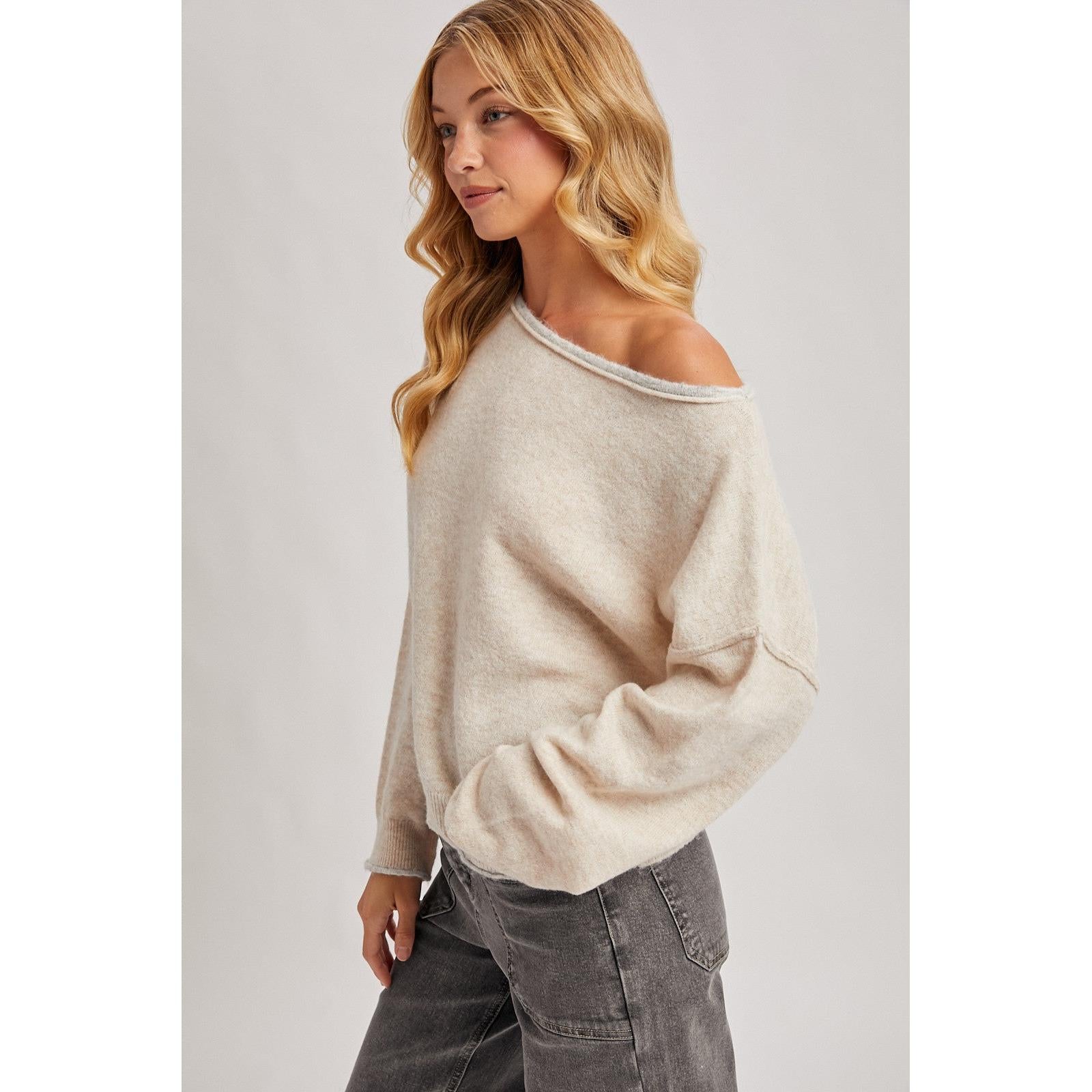 Rolled Trim Soft Knit Pullover || Oatmeal