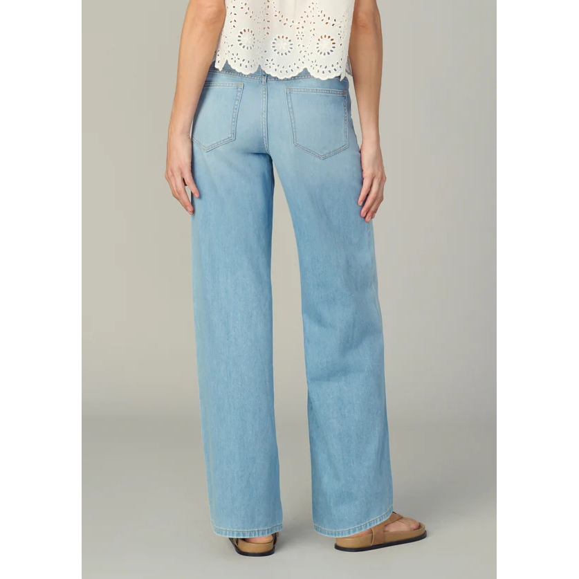 Joe's The Lou Lou Low Rise Wide Leg || Delightful
