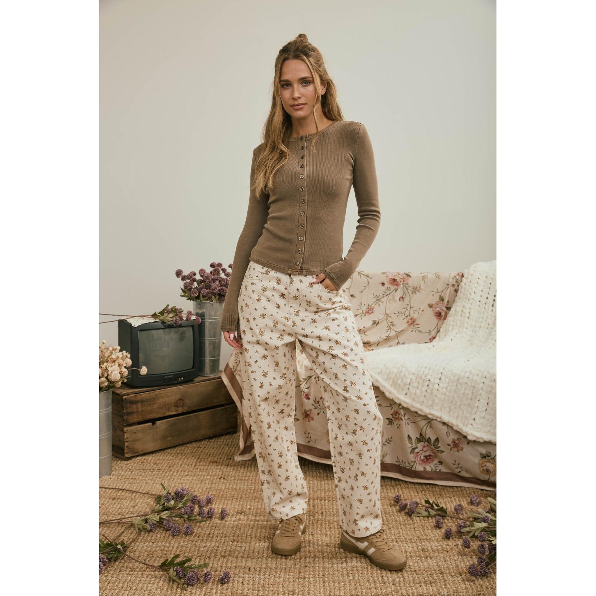 Denim Floral Pattern Jeans || Khaki Multi