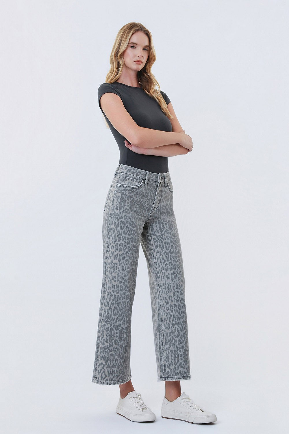 High Rise Leopard Print Crop Wide Leg Jeans || Grey Leopard
