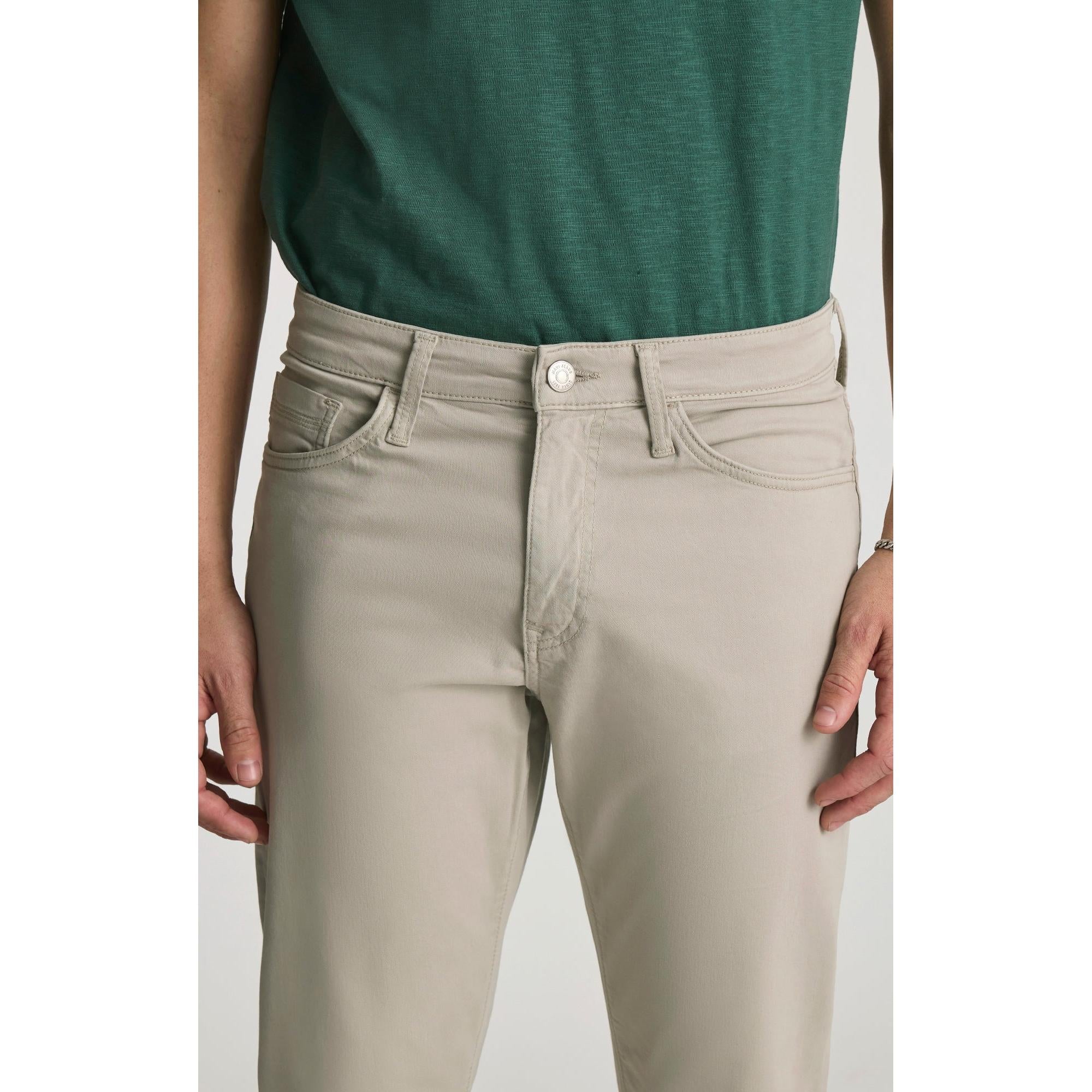 Mavi Zach Straight Leg Pants || Stone Twill