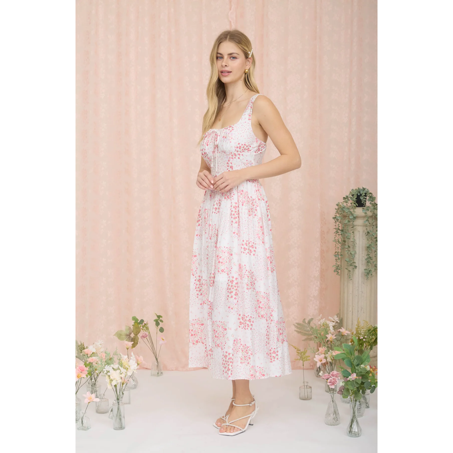 Sleeveless Floral Corset Midi Dress || Red Multi MEDIUM Sleeveless Floral Corset Midi Dress || Red Multi MEDIUM
